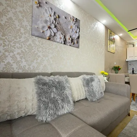 아파트 Mario King 61 즐라티보