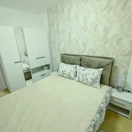 아파트 Mario King 61 *